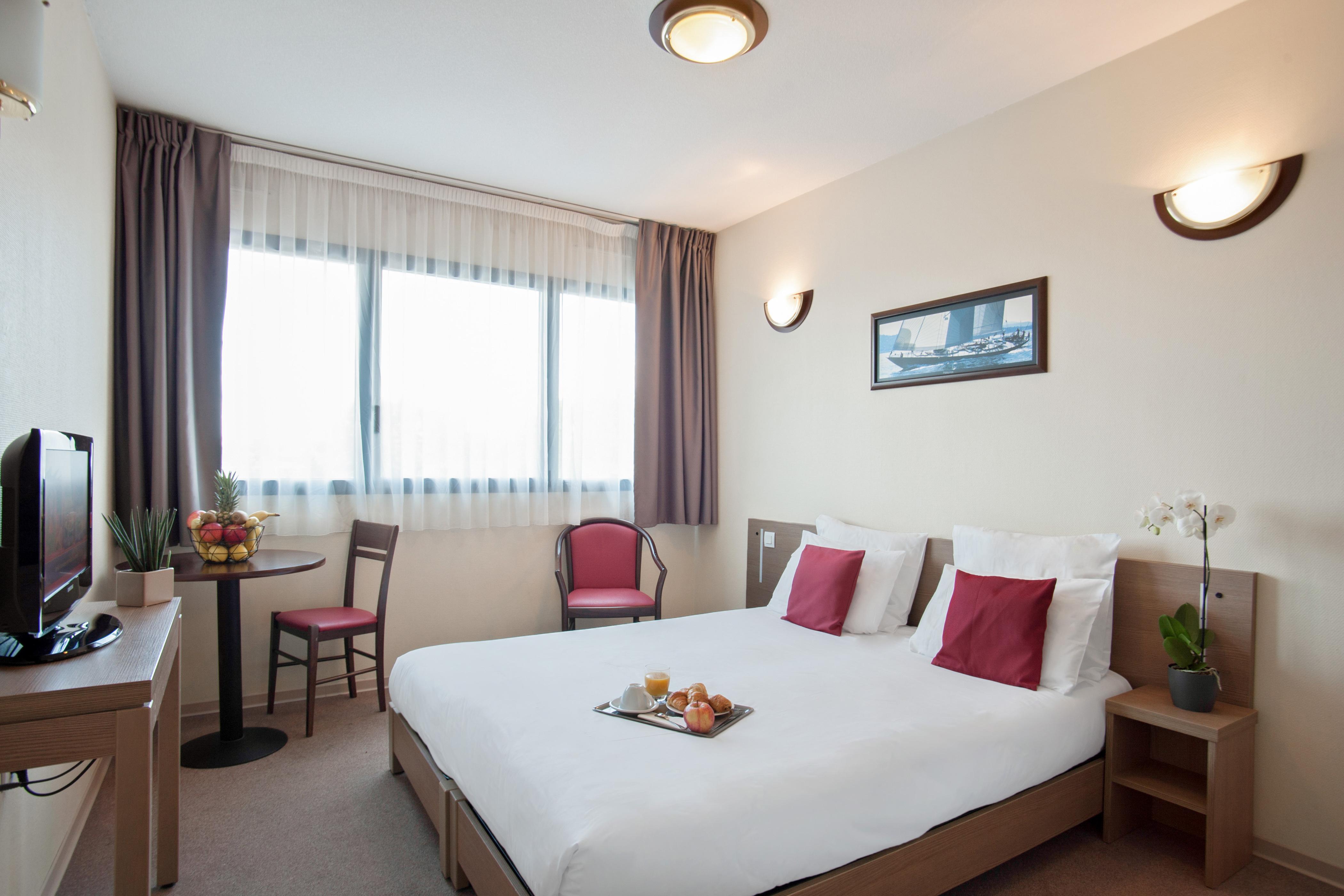 Appart'City Classic Nimes Aparthotel Ngoại thất bức ảnh