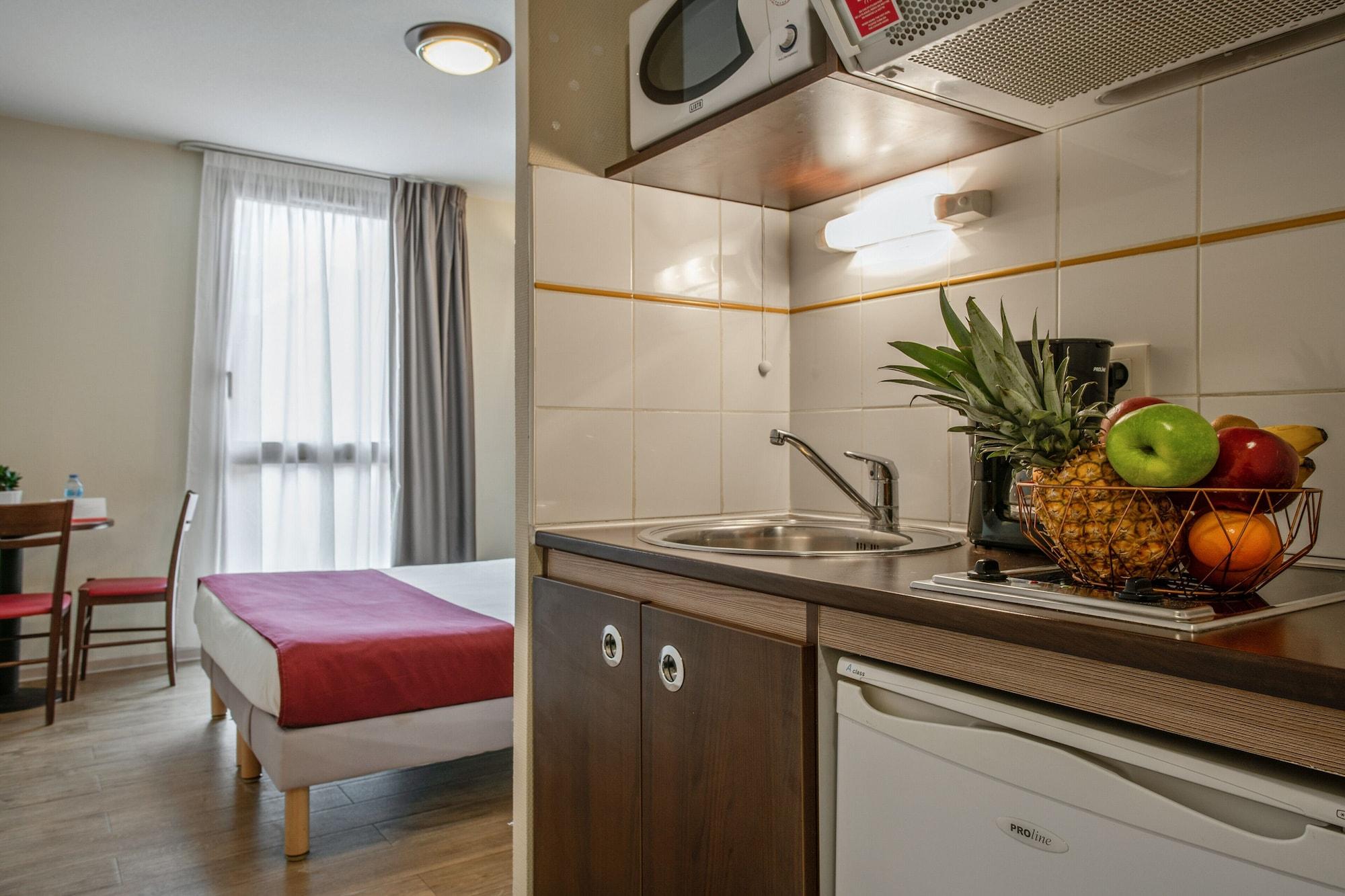 Appart'City Classic Nimes Aparthotel Ngoại thất bức ảnh