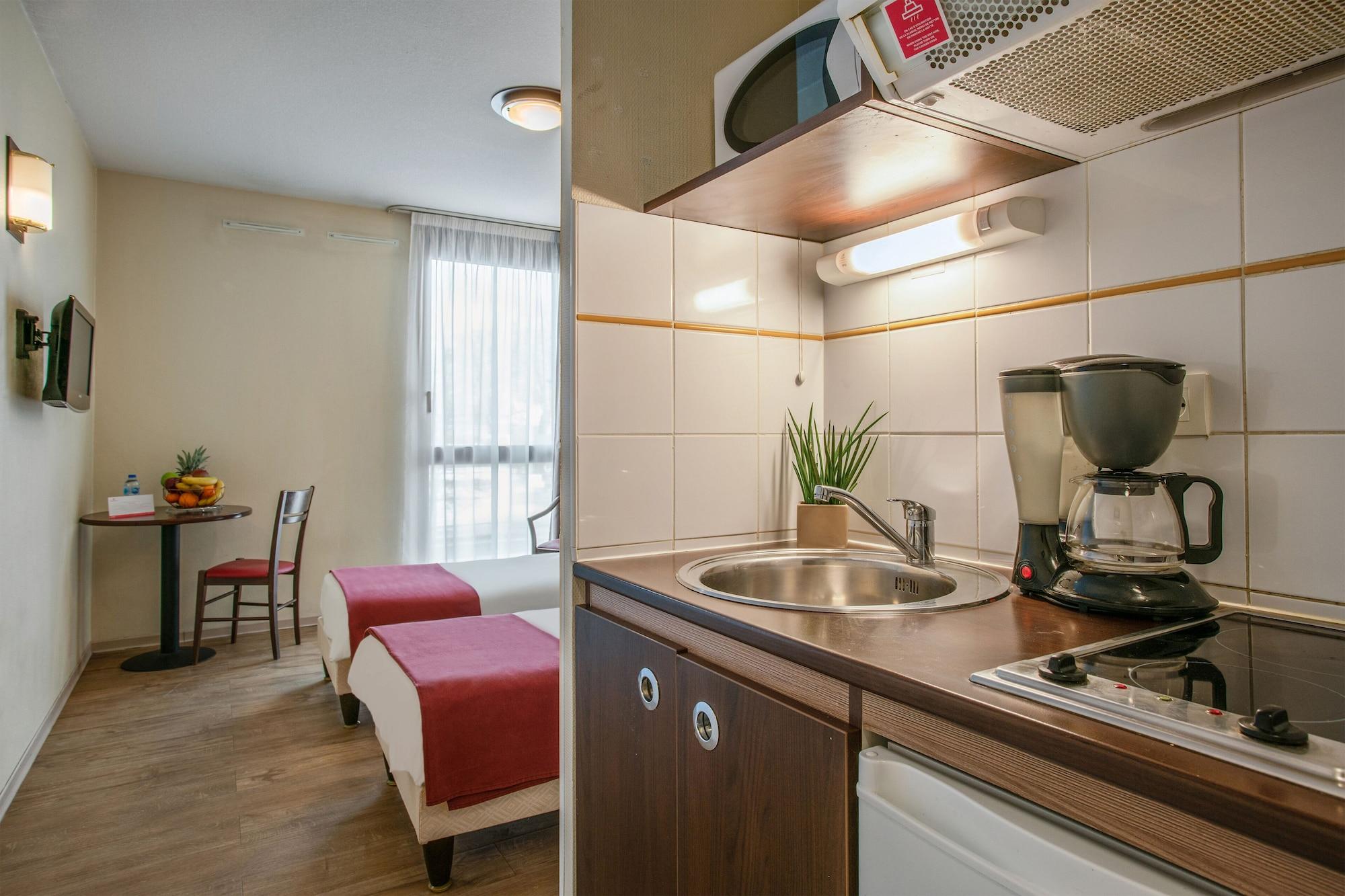 Appart'City Classic Nimes Aparthotel Ngoại thất bức ảnh